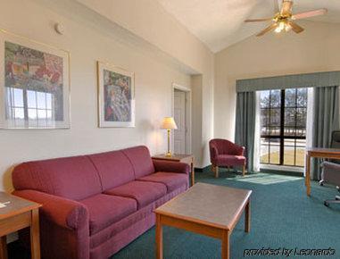 Hotel 6 Norcross, Ga